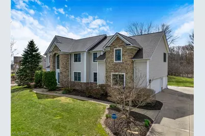 38595 Flanders Drive, Solon, OH 44139 - Photo 2