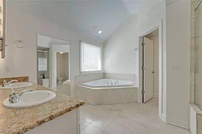 38595 Flanders Drive, Solon, OH 44139 - Photo 24