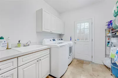 38595 Flanders Drive, Solon, OH 44139 - Photo 18