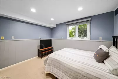 8266 Pebble Creek Court, Chagrin Falls, OH 44023 - Photo 30