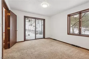 680 Rocky Hollow Dr, Akron, OH 44313 - Photo 20