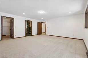 680 Rocky Hollow Dr, Akron, OH 44313 - Photo 4