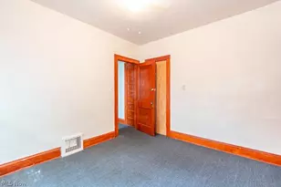 917 Helmsdale Rd, Cleveland Heights, OH 44112 - Photo 20