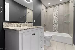 477 Misty Ln, Akron, OH 44321 - Photo 24