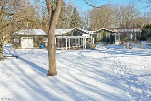 1554 Woods Rd, Akron, OH 44306 - Photo 34