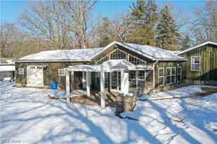 1554 Woods Rd, Akron, OH 44306 - Photo 40