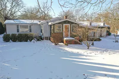 1554 Woods Road, Akron, OH 44306 - Photo 28