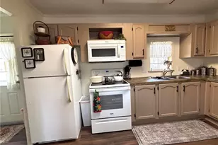 1229 Columbiana Lisbon Rd, Columbiana, OH 44408 - Photo 12