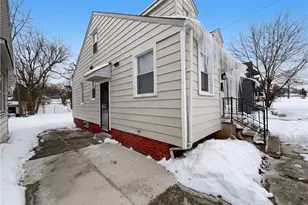 17409 Mapleboro Ave, Maple Heights, OH 44137 - Photo 16