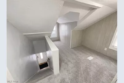 17409 Mapleboro Avenue, Maple Heights, OH 44137 - Photo 12