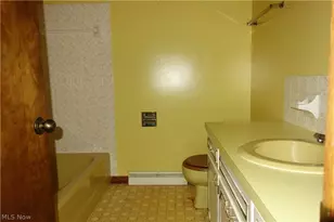 5135 Sheaters Dr, North Canton, OH 44720 - Photo 10