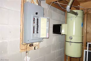 5135 Sheaters Dr, North Canton, OH 44720 - Photo 20