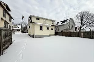 2140 12th St SW, Akron, OH 44314 - Photo 4