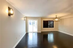 2272 W 5th St, Loveland, OH 44113 - Photo 8