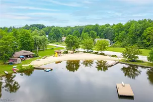 17987 Elliott Dr, Chagrin Falls, OH 44023 - Photo 2