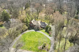 155 Hampshire Rd, Akron, OH 44313 - Photo 2