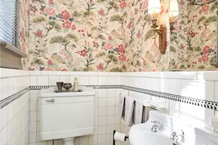 155 Hampshire Rd, Akron, OH 44313 - Photo 30