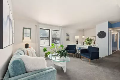 2190 Waterbury Drive, Uniontown, OH 44685 - Photo 6