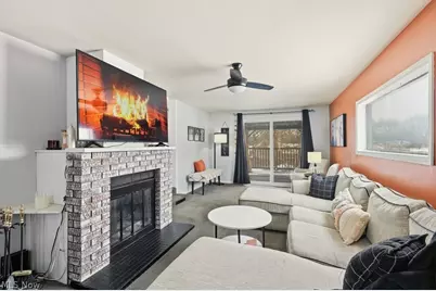 2190 Waterbury Drive, Uniontown, OH 44685 - Photo 18