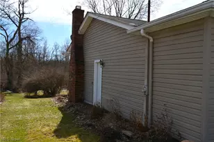 2405 Weymouth Rd, Hinckley, OH 44233 - Photo 4