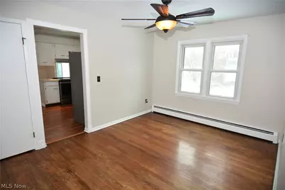 2405 Weymouth Road, Hinckley, OH 44233 - Photo 16