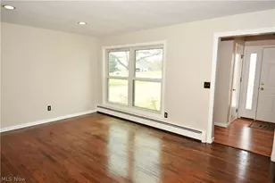 2405 Weymouth Rd, Hinckley, OH 44233 - Photo 12