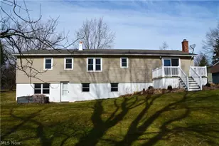 2405 Weymouth Rd, Hinckley, OH 44233 - Photo 6