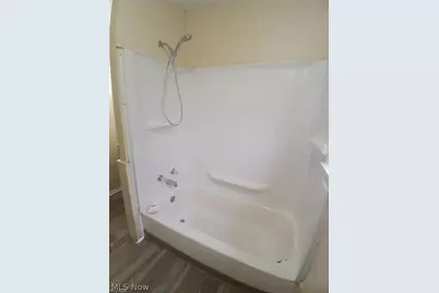 21 Zents Avenue, Youngstown, OH 44505 - Photo 8