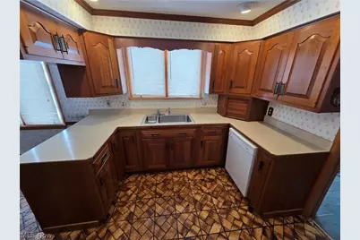 800 Weber Avenue NE, North Canton, OH 44720 - Photo 10