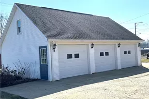 226 S Elm St, Columbiana, OH 44408 - Photo 4