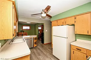 3218 Pickle Rd, Akron, OH 44312 - Photo 8