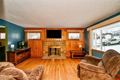 3218 Pickle Road, Akron, OH 44312 - Photo 4