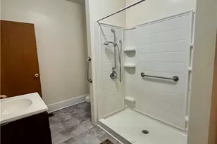 321 Randolph St, Youngstown, OH 44509 - Photo 10