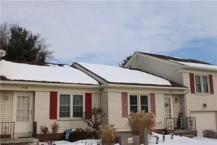 5279 Creekside Blvd, Brunswick Hills, OH 44212 - Photo 2