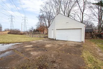 7256 Markal Drive, Loveland, OH 44130 - Photo 24