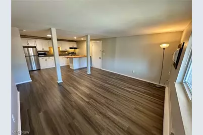 676 S Shore Court, Vermilion, OH 44089 - Photo 4