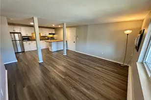 676 S Shore Ct, Vermilion, OH 44089 - Photo 4