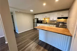 676 S Shore Ct, Vermilion, OH 44089 - Photo 8