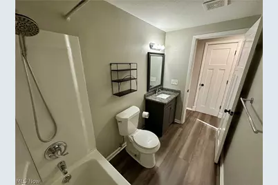 676 S Shore Court, Vermilion, OH 44089 - Photo 24