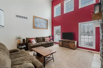 2015 Osage Trail, Wadsworth, OH 44281 - Photo 8