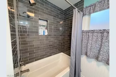 913 Oak Street NW, New Philadelphia, OH 44663 - Photo 16