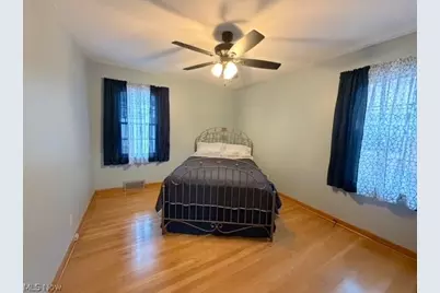 913 Oak Street NW, New Philadelphia, OH 44663 - Photo 14