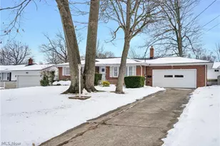 3847 Daytona Dr, Austintown, OH 44515 - Photo 4