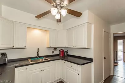 10 Meadowlawn Drive #13, Mentor, OH 44060 - Photo 10