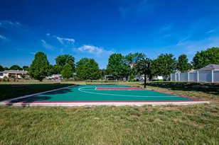 10 Meadowlawn Dr, Mentor, OH 44060 - Photo 28