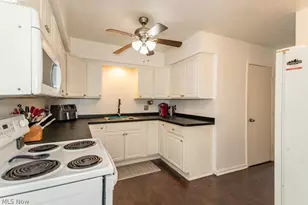 10 Meadowlawn Dr, Mentor, OH 44060 - Photo 12