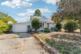 248 Menegay Rd, Louisville, OH 44641 - Photo 2