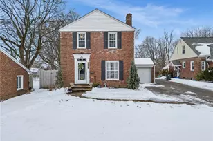 1218 24th St NE, Canton, OH 44714 - Photo 2