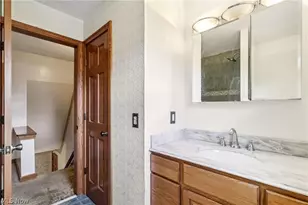 1470 Turnberry Dr, Youngstown, OH 44512 - Photo 30