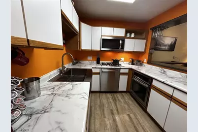 3370 Bristol Lane #2, Cuyahoga Falls, OH 44223 - Photo 10